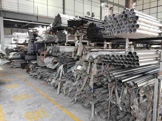 Dongsui Factory Robuster Pickup Truck Front Bull Bar Stoßstange Hirschfänger für Toyota Hilux Vigo Revo Rocco Nissan NP300 Navara Isuzu Mitsubishi Volkwagen Ford F150 Raptor Ranger