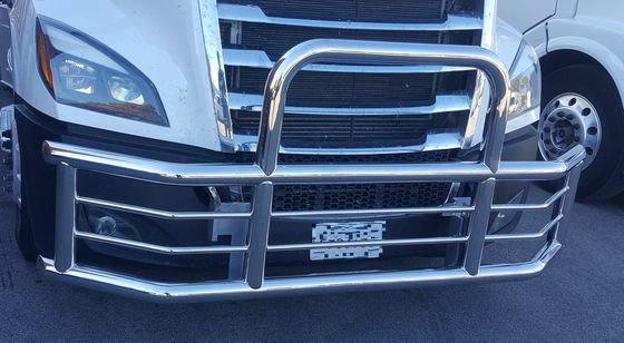 Dongsui-Fabrik Neuer Stil Semi-Truck Bumper Rehschutz für Frachtliner Cascadia For Volvo International Prostar Kenworth Peterbilt Mack Pinnacle