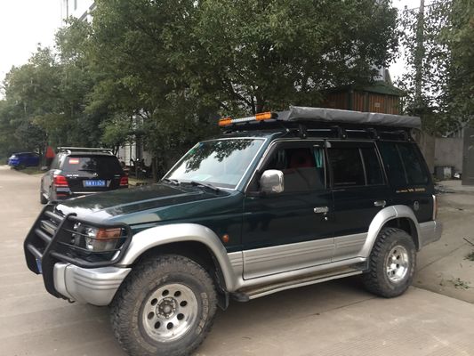 Der Fabrik-Versorgungs-0.02CBM Universalselbstmithelfer markisen-Auto-Überdachungs-der Aufnahmen-4X4