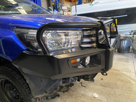 Soem-Hersteller-Wholesale Powder Coated-Stahl Front Bull Bar For Toyota Hilux Revo Vigo Nissan Navara Np 300 D40