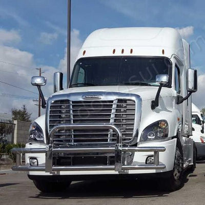 Dongsui Fabrik klassisch Robuste nordamerikanische Fabrik Originalpreis Neu gestaltete Semi-Truck Stoßstange Hirschschutzbügel für Freightliner Cascadia For Volvo International Prostar Kenworth Peterbilt Mack Pinnacle